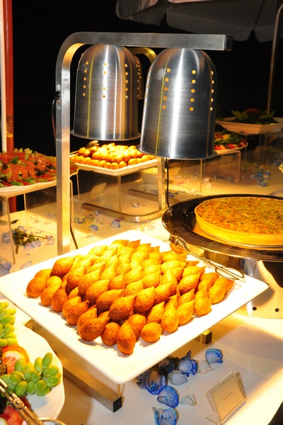 Nasco Karaoglan Dinner at Edde Sands
